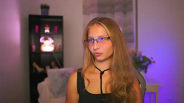 emmie murray online show from October 10, 2025, 6:07 pm