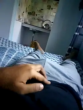 HolaPeeps online show from November 2, 2025, 11:12 am