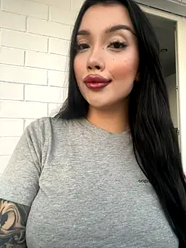 Snapshot of kiss_Lissa chatting on November 2, 2025, 2:08 pm kiss Lissa online show from November 2, 2025, 2:08 pm