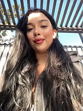 Snapshot of kiss_Lissa chatting on November 3, 2025, 11:44 am kiss Lissa online show from November 3, 2025, 11:44 am