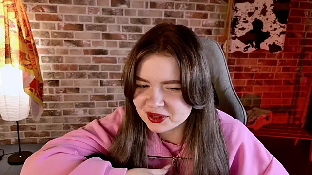 HaleySun online show from October 27, 2025, 9:13 am