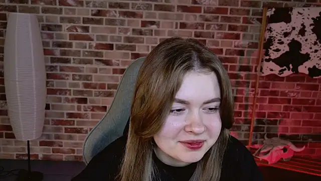 HaleySun online show from November 10, 2025, 3:11 pm