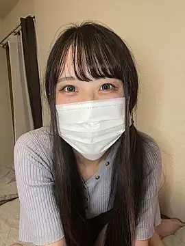 Snapshot of Yuki_konkon chatting on October 8, 2025, 12:36 pm Yuki konkon online show from October 8, 2025, 12:36 pm