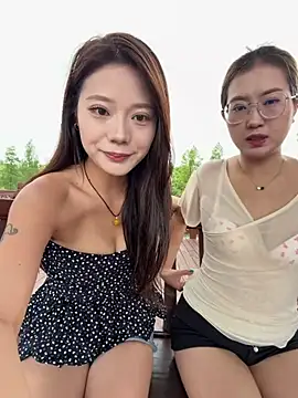 redrose520 online show from June 20, 2026, 7:55 am