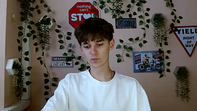 Hoot Dude  online show from October 8, 2025, 1:20 pm