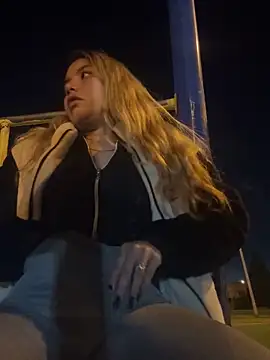 Violettt hot online show from October 16, 2025, 11:50 pm