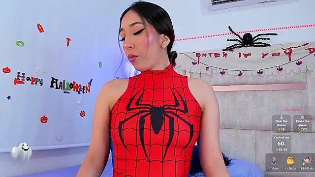 emily  walker online show from October 30, 2025, 3:08 am