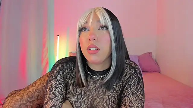 emily  walker online show from May 15, 2026, 11:34 pm
