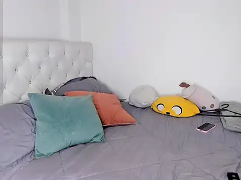 sunnymoonn 1 online show from October 30, 2025, 4:03 am