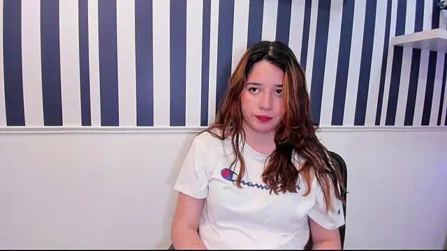 Snapshot of Dani_Velasquez chatting on October 7, 2025, 2:58 pm Dani Velasquez online show from October 7, 2025, 2:58 pm