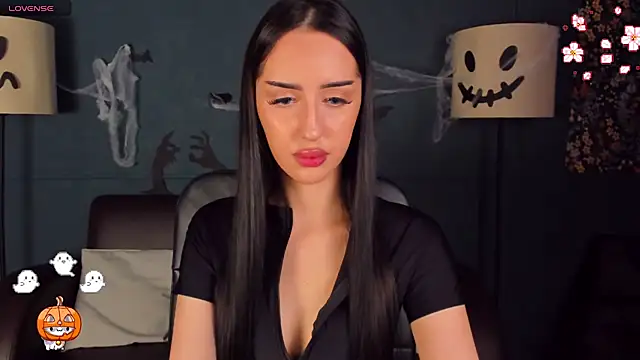 LisaFoxie online show from November 2, 2025, 10:17 am