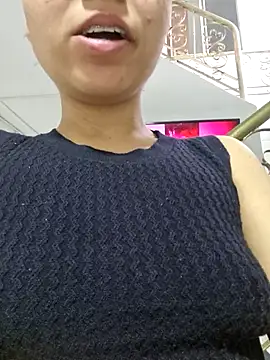 AriaBelles online show from October 12, 2025, 12:04 pm