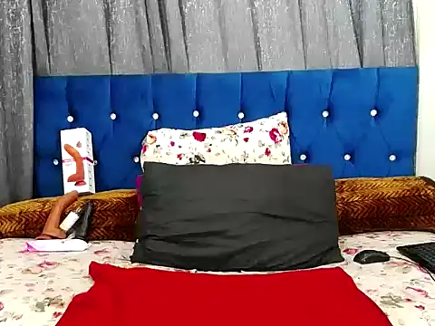 BustyBMWx online show from October 29, 2025, 7:48 pm