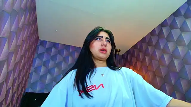 Snapshot of Nanisshawna chatting on October 28, 2025, 2:04 am Nanisshawna online show from October 28, 2025, 2:04 am