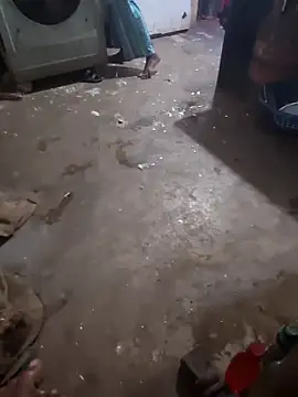 Snapshot of ARTIR1 chatting on February 1, 2026, 12:37 pm ARTIR1 online show from February 1, 2026, 12:37 pm