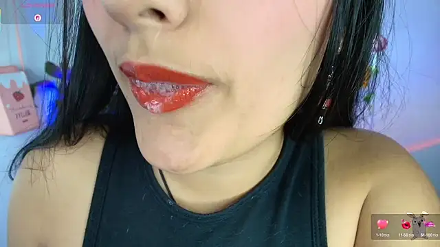 Snapshot of Hinata_21_ chatting on November 13, 2025, 8:52 pm Hinata 21 online show from November 13, 2025, 8:52 pm