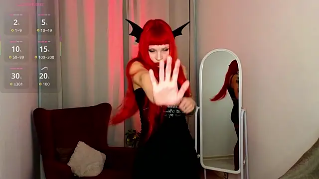 Snapshot of MonicaMilligan chatting on October 19, 2025, 1:56 pm MonicaMilligan online show from October 19, 2025, 1:56 pm