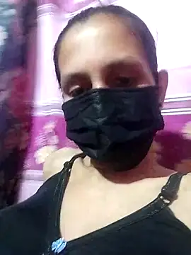 Snapshot of Mariya-3 chatting on October 19, 2025, 6:30 pm Mariya-3 online show from October 19, 2025, 6:30 pm