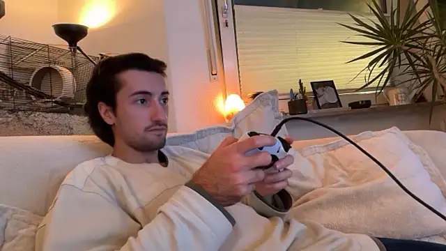 Passion-Frucht online show from October 6, 2025, 5:54 pm