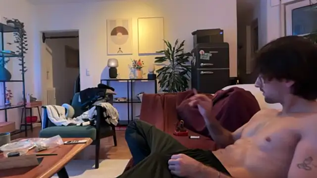 Passion-Frucht online show from October 16, 2025, 10:44 pm