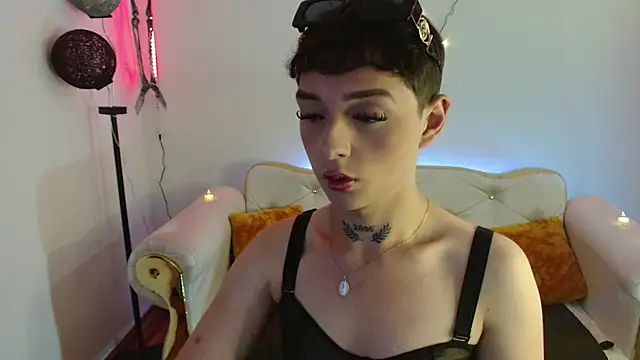 Snapshot of David_Fox01 chatting on October 11, 2025, 3:28 am David Fox01 online show from October 11, 2025, 3:28 am