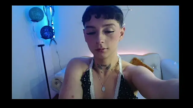 Snapshot of David_Fox01 chatting on October 23, 2025, 3:17 am David Fox01 online show from October 23, 2025, 3:17 am