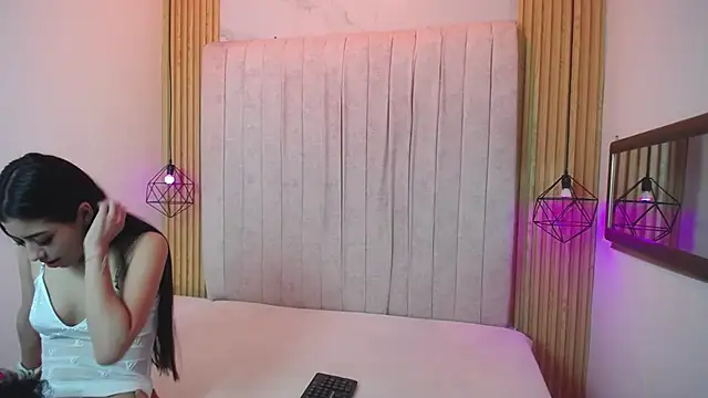 jakeyariana online show from October 21, 2025, 8:09 pm