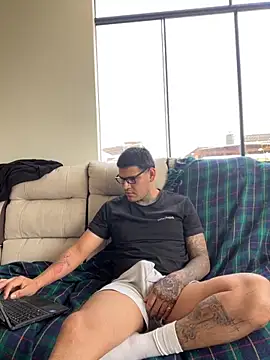 roa alee online show from November 5, 2025, 7:14 pm