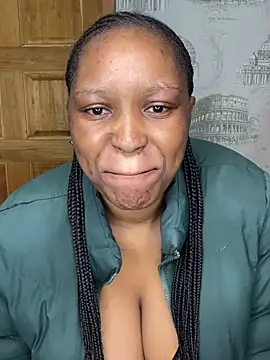 Snapshot of Bellabootie chatting on May 19, 2026, 4:30 am Bellabootie online show from May 19, 2026, 4:30 am