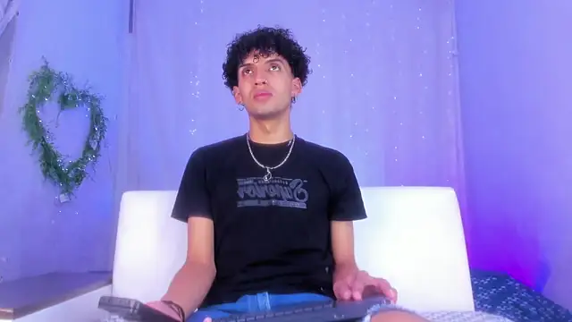 josesweet  online show from October 2, 2025, 7:32 pm