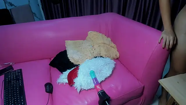 barely legal angel online show from July 19, 2026, 4:44 pm
