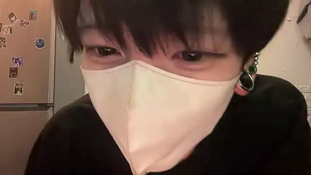 Snapshot of tora3220 chatting on October 30, 2025, 1:34 pm tora3220 online show from October 30, 2025, 1:34 pm