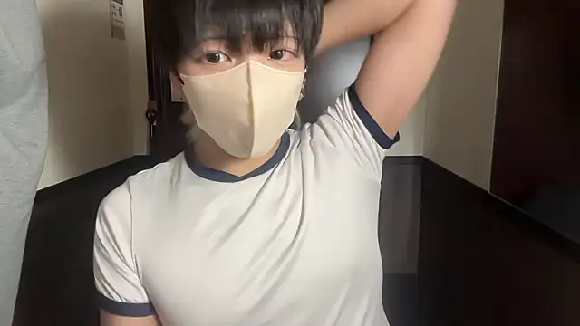 Snapshot of tora3220 chatting on November 8, 2025, 12:38 pm tora3220 online show from November 8, 2025, 12:38 pm