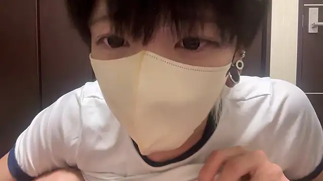 Snapshot of tora3220 chatting on November 12, 2025, 12:49 pm tora3220 online show from November 12, 2025, 12:49 pm