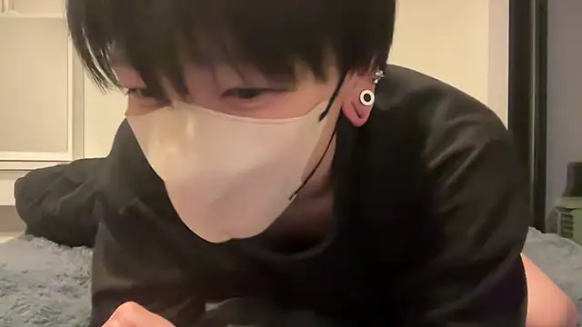 tora3220 online show from February 3, 2026, 1:16 pm