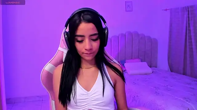 Snapshot of ISABELFORYOU1 chatting on October 29, 2025, 2:25 am ISABELFORYOU1 online show from October 29, 2025, 2:25 am