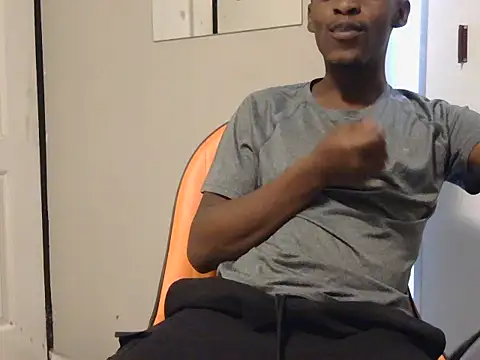 MthondoWeBananaX2 online show from October 5, 2025, 8:51 pm