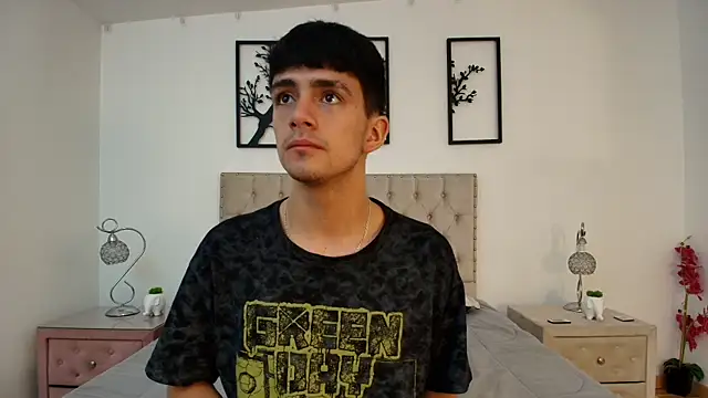 Axel Draven online show from October 2, 2025, 11:17 am