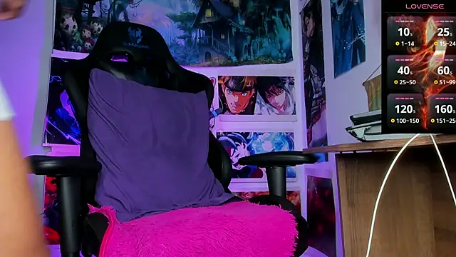 Aaron bazz2 online show from April 24, 2026, 2:47 am