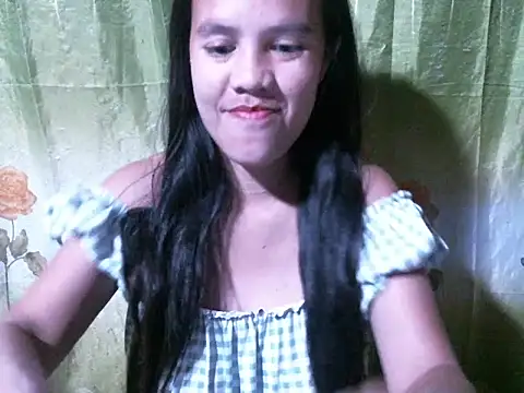 Snapshot of Ligaya_9721 chatting on October 11, 2025, 2:37 pm Ligaya 9721 online show from October 11, 2025, 2:37 pm