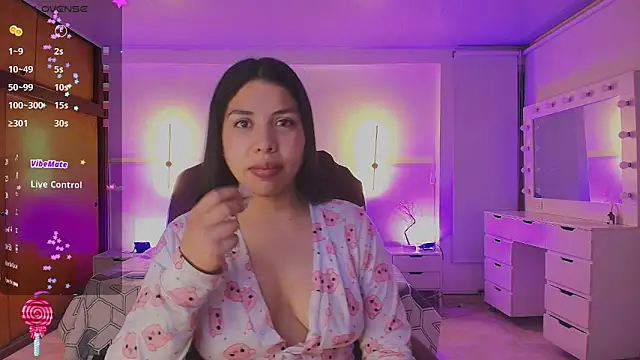 kloe28 online show from May 21, 2026, 3:46 am