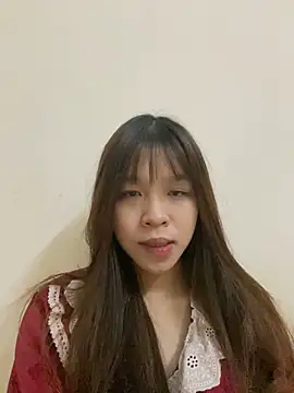 Hanaa07  online show from October 2, 2025, 12:17 am