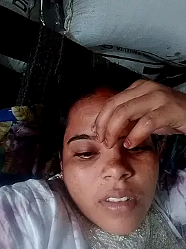 Snapshot of Cuty_nensi chatting on October 6, 2025, 7:50 am Cuty nensi online show from October 6, 2025, 7:50 am