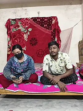 Love Queen11 online show from January 8, 2026, 4:42 pm