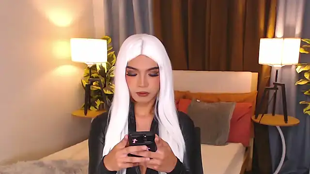 AmarraSins online show from September 29, 2025, 8:24 pm