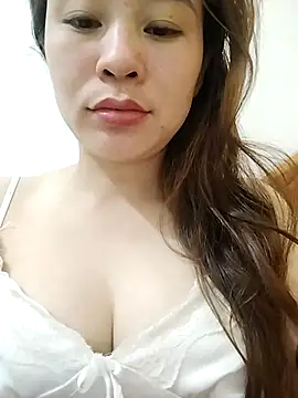 Snapshot of Girl_Shy2000 chatting on October 19, 2025, 4:57 am Girl Shy2000 online show from October 19, 2025, 4:57 am