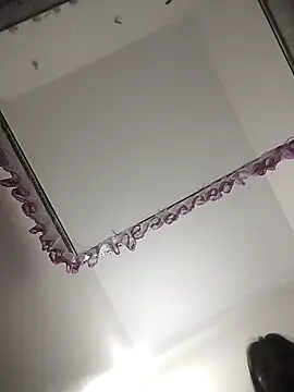 Girl Shy2000 online show from March 18, 2026, 4:32 pm