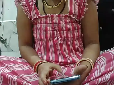 Snapshot of RINA_RANI_0 chatting on October 9, 2025, 1:47 am RINA RANI 0 online show from October 9, 2025, 1:47 am