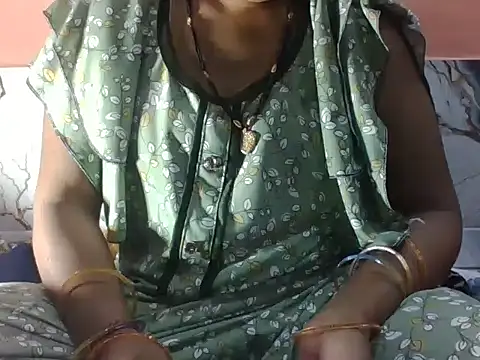 Snapshot of RINA_RANI_0 chatting on October 24, 2025, 2:57 pm RINA RANI 0 online show from October 24, 2025, 2:57 pm