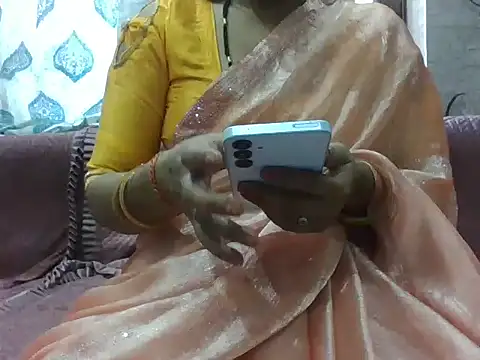 Snapshot of RINA_RANI_0 chatting on October 25, 2025, 3:36 am RINA RANI 0 online show from October 25, 2025, 3:36 am